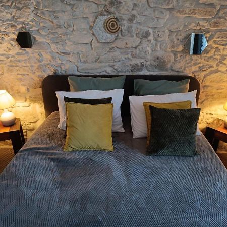 Entre Bastide Et Cite Bed & Breakfast Каркасон Екстериор снимка