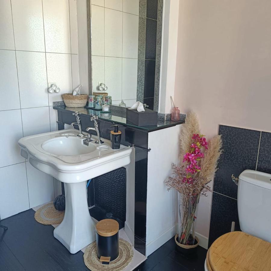 Entre Bastide Et Cite Bed & Breakfast Каркасон Екстериор снимка